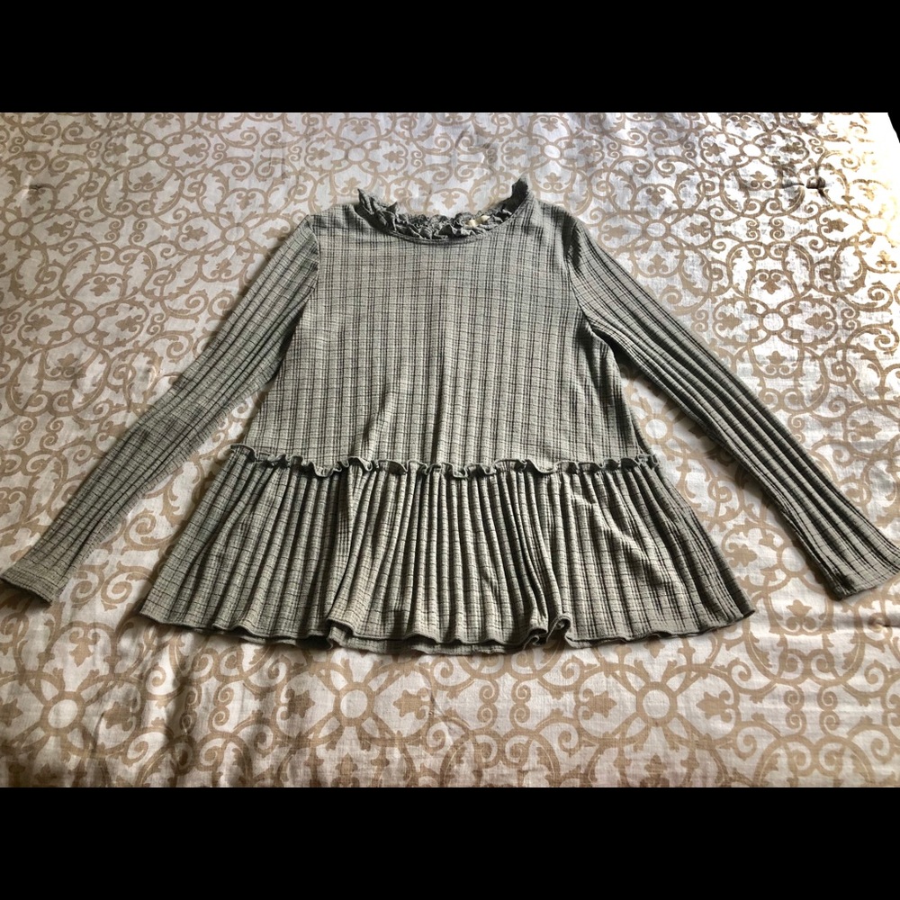 Altar’d State Grey and Black Woven Top